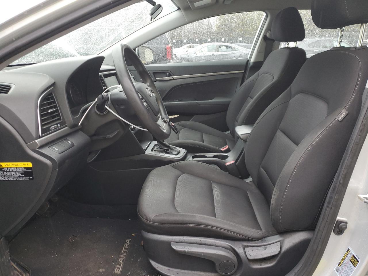 2018 Hyundai Elantra - Image 7