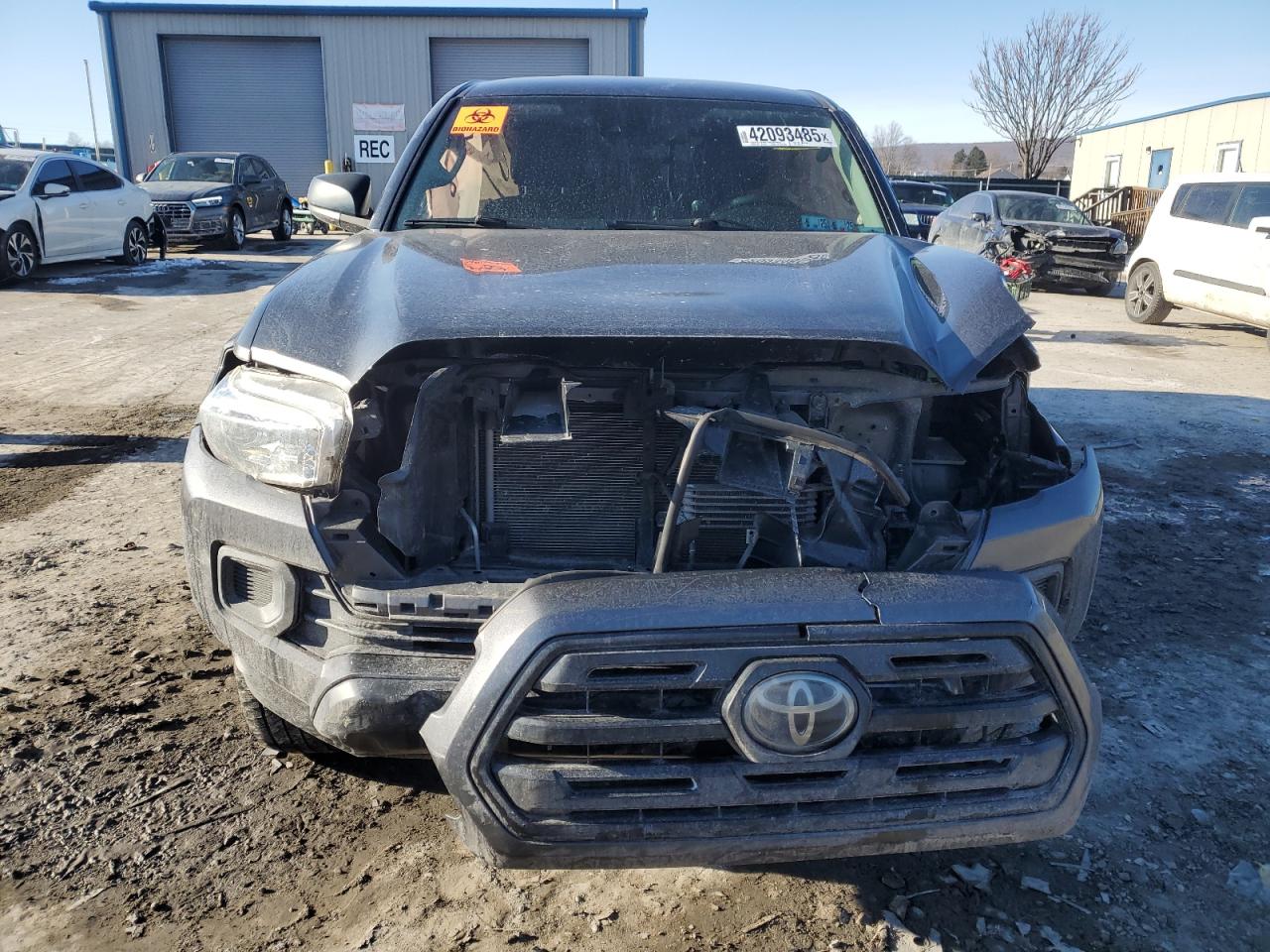 2019 Toyota Tacoma - Image 5