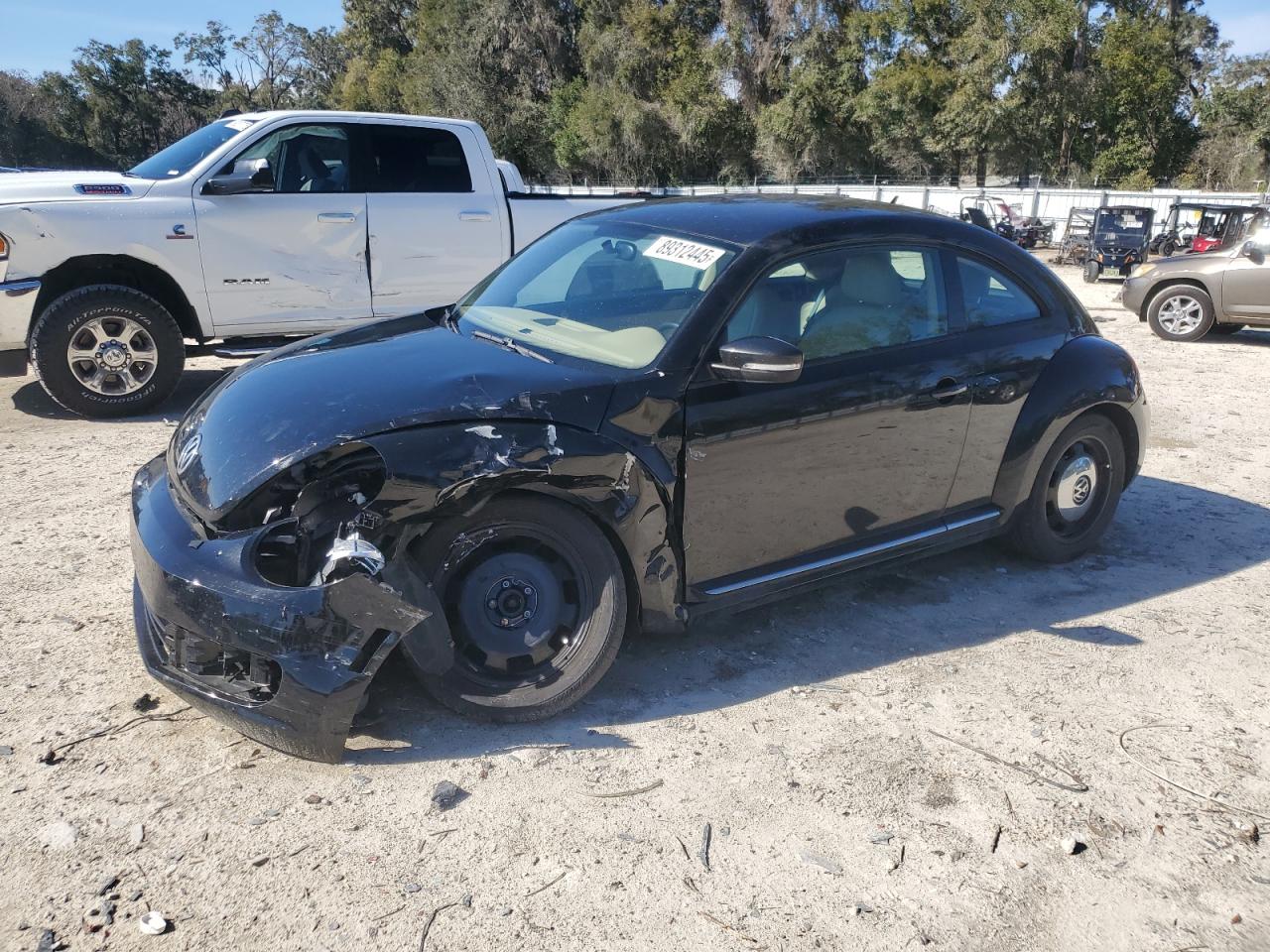 2013 Volkswagen Beetle - Image 1