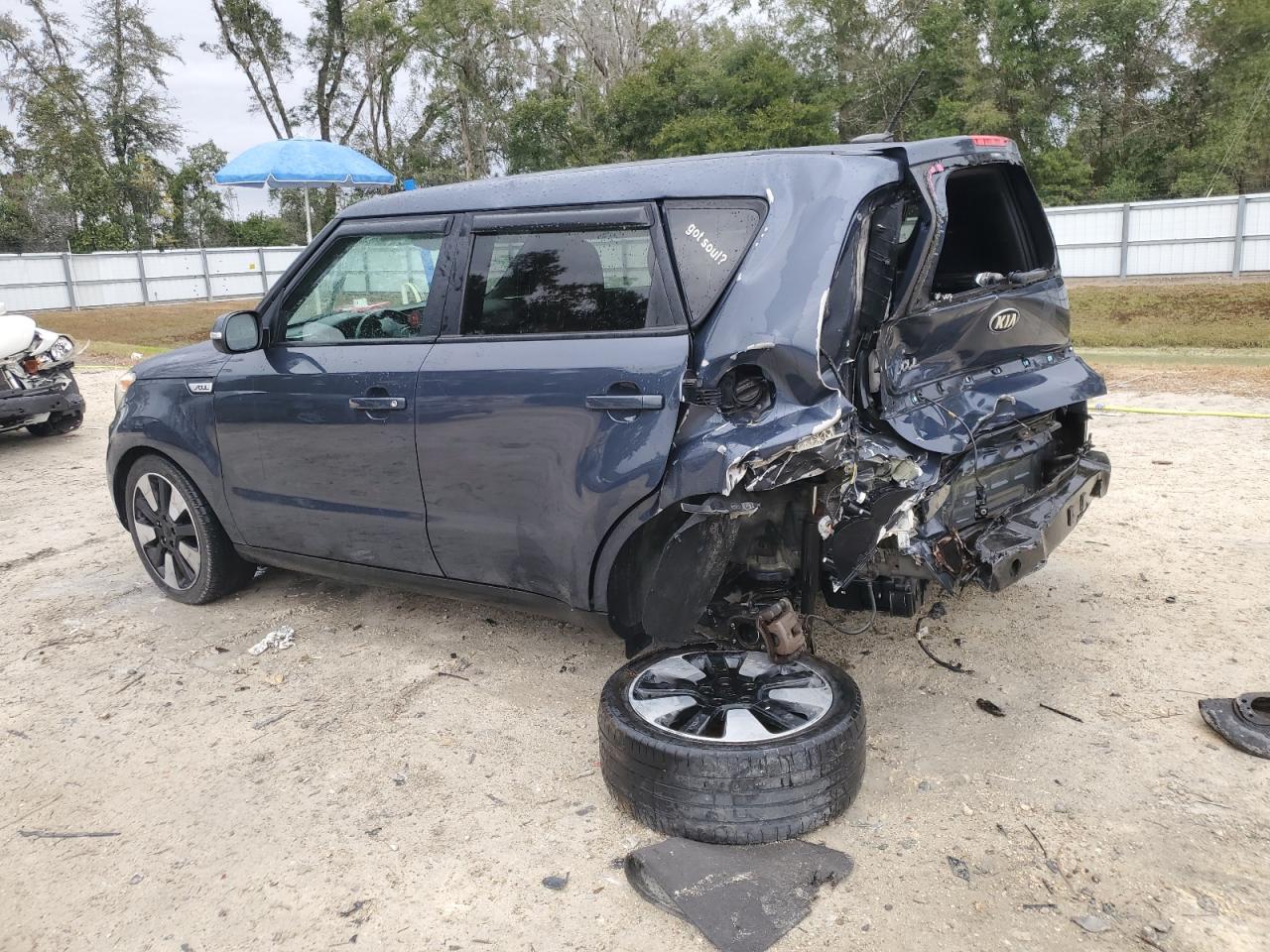 2015 Kia Soul - Image 2