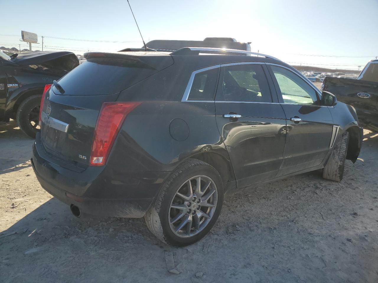 2014 Cadillac SRX - Image 3