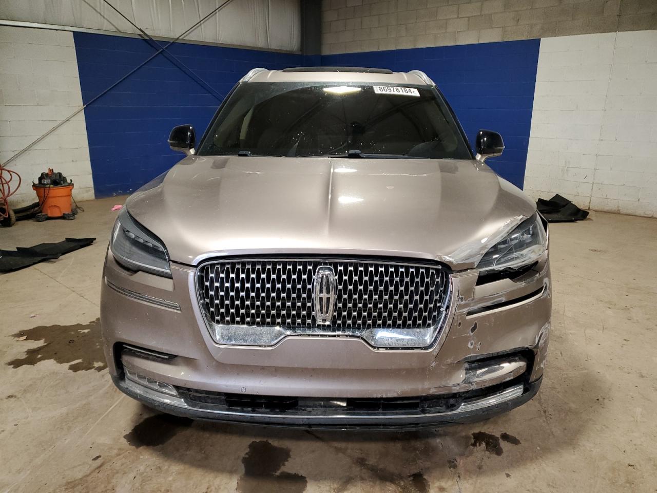 2020 Lincoln Aviator - Image 5