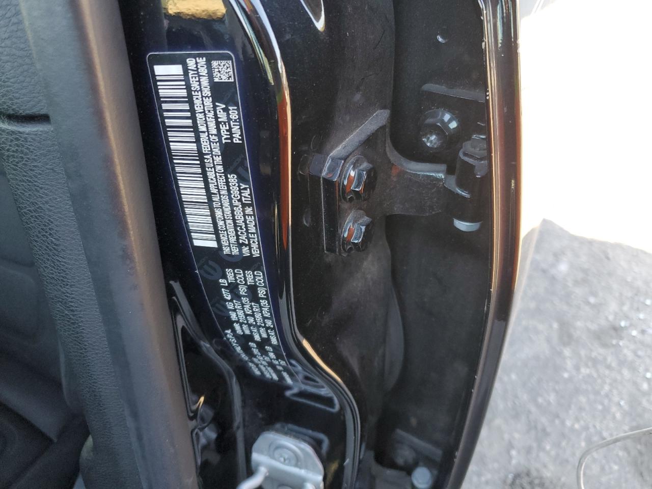2018 Jeep Renegade - Image 12