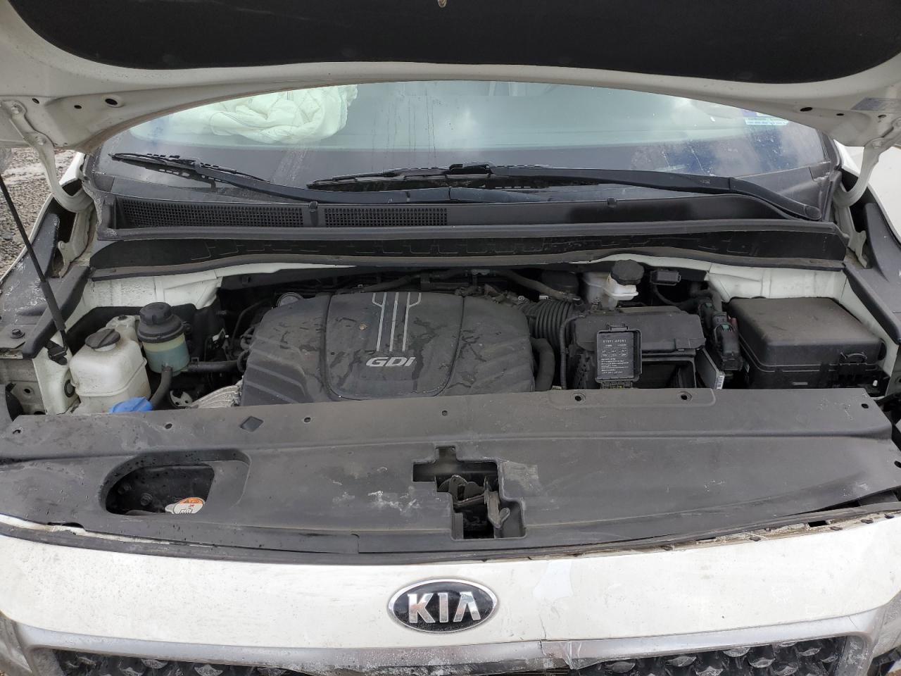 2018 Kia Sedona - Image 12