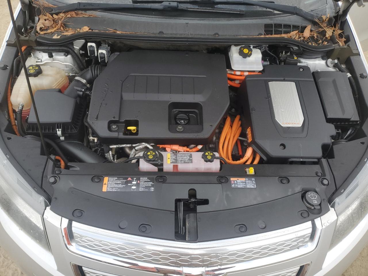 2012 Chevrolet Volt - Image 11