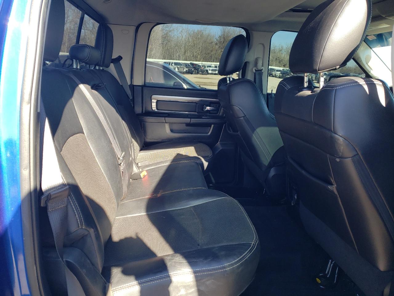 2016 RAM 1500 - Image 10