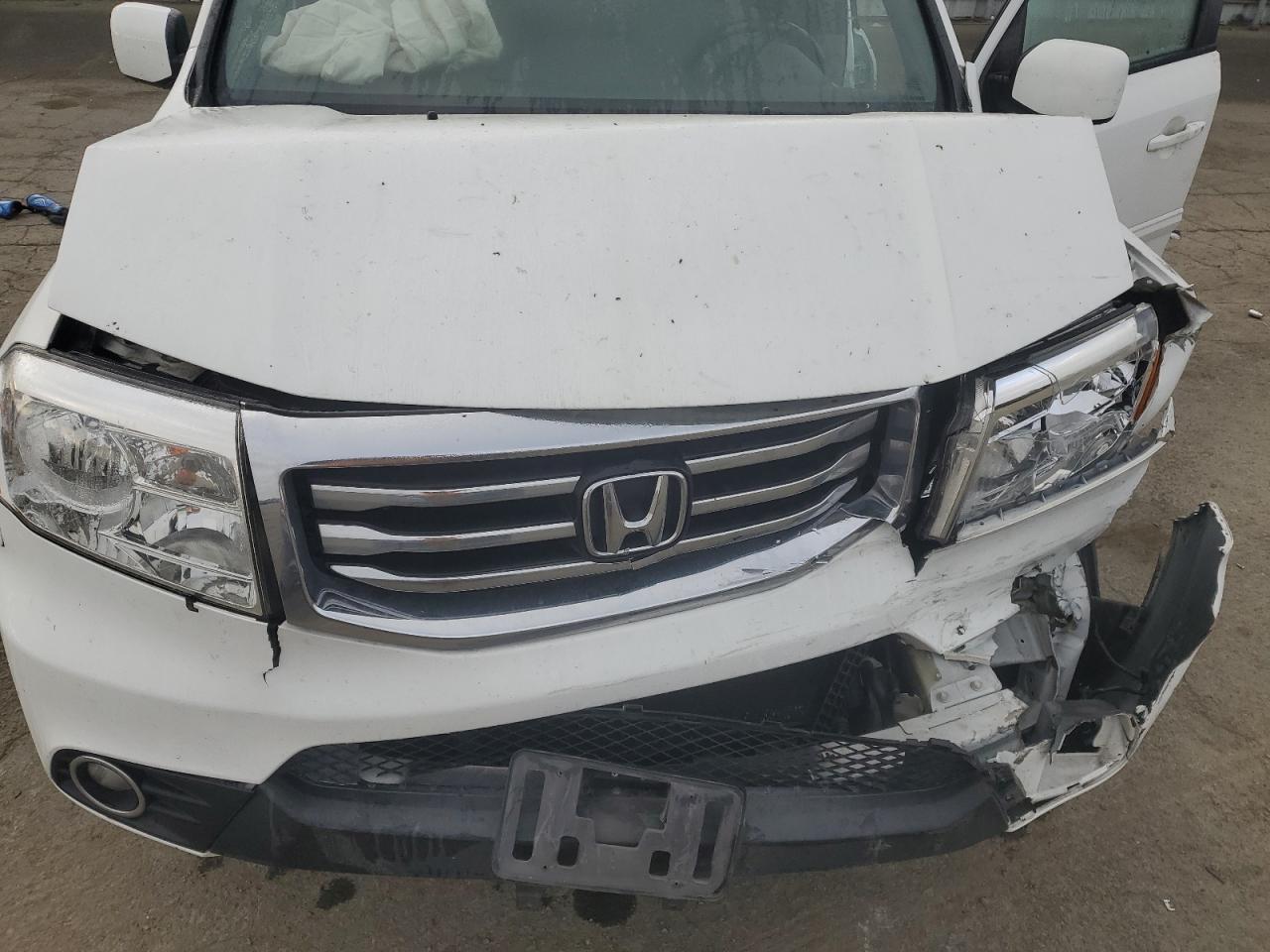 2015 Honda Pilot - Image 13