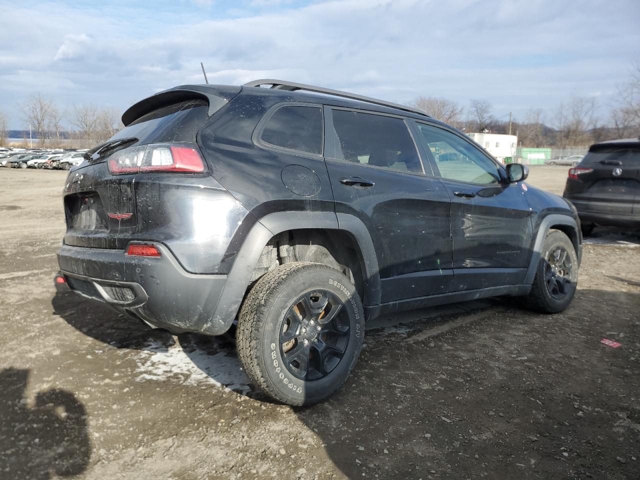 2021 Jeep Cherokee - Image 3