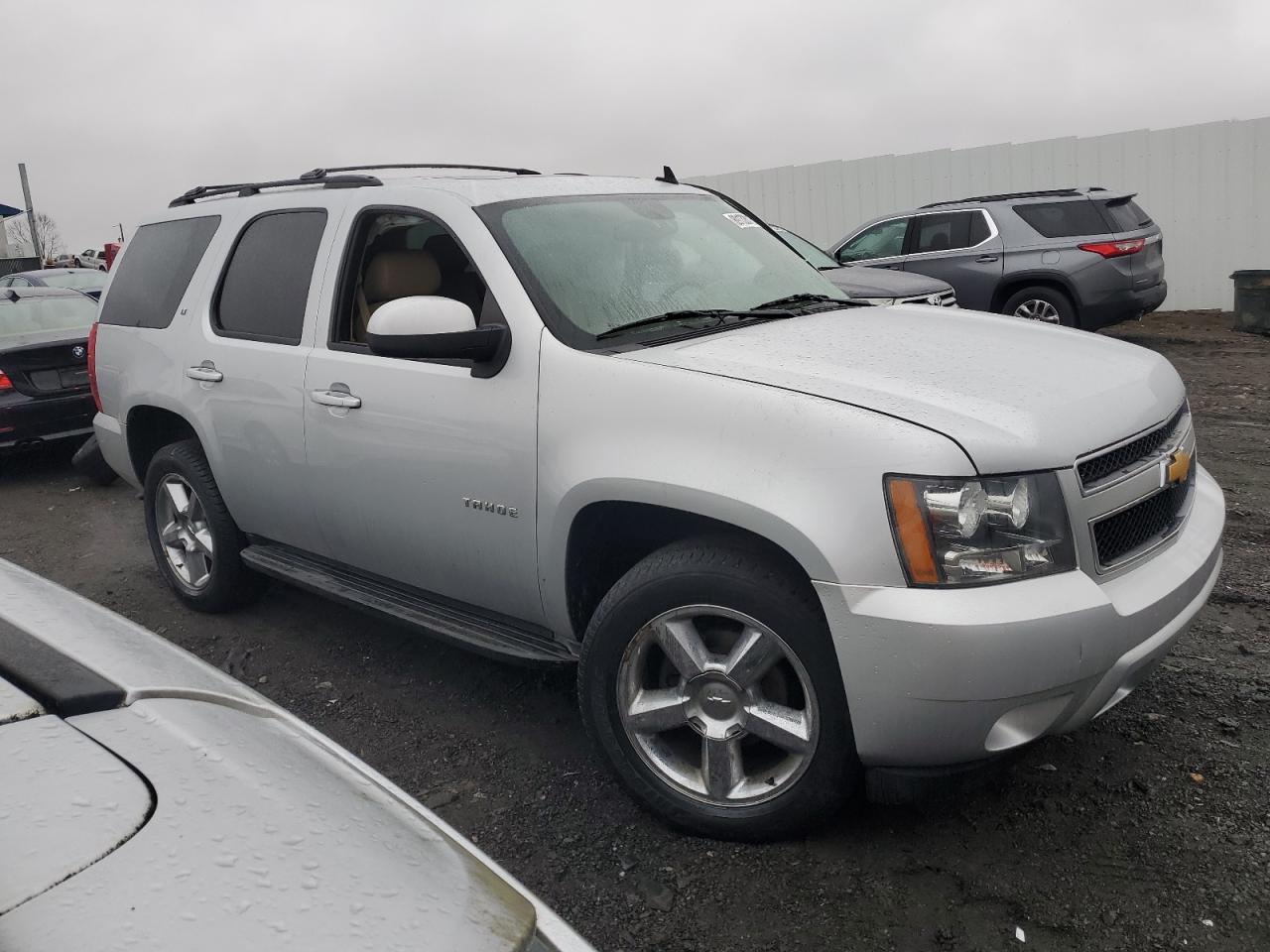 2012 Chevrolet Tahoe - Image 4