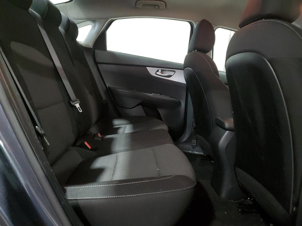 2023 Kia Forte - Image 10