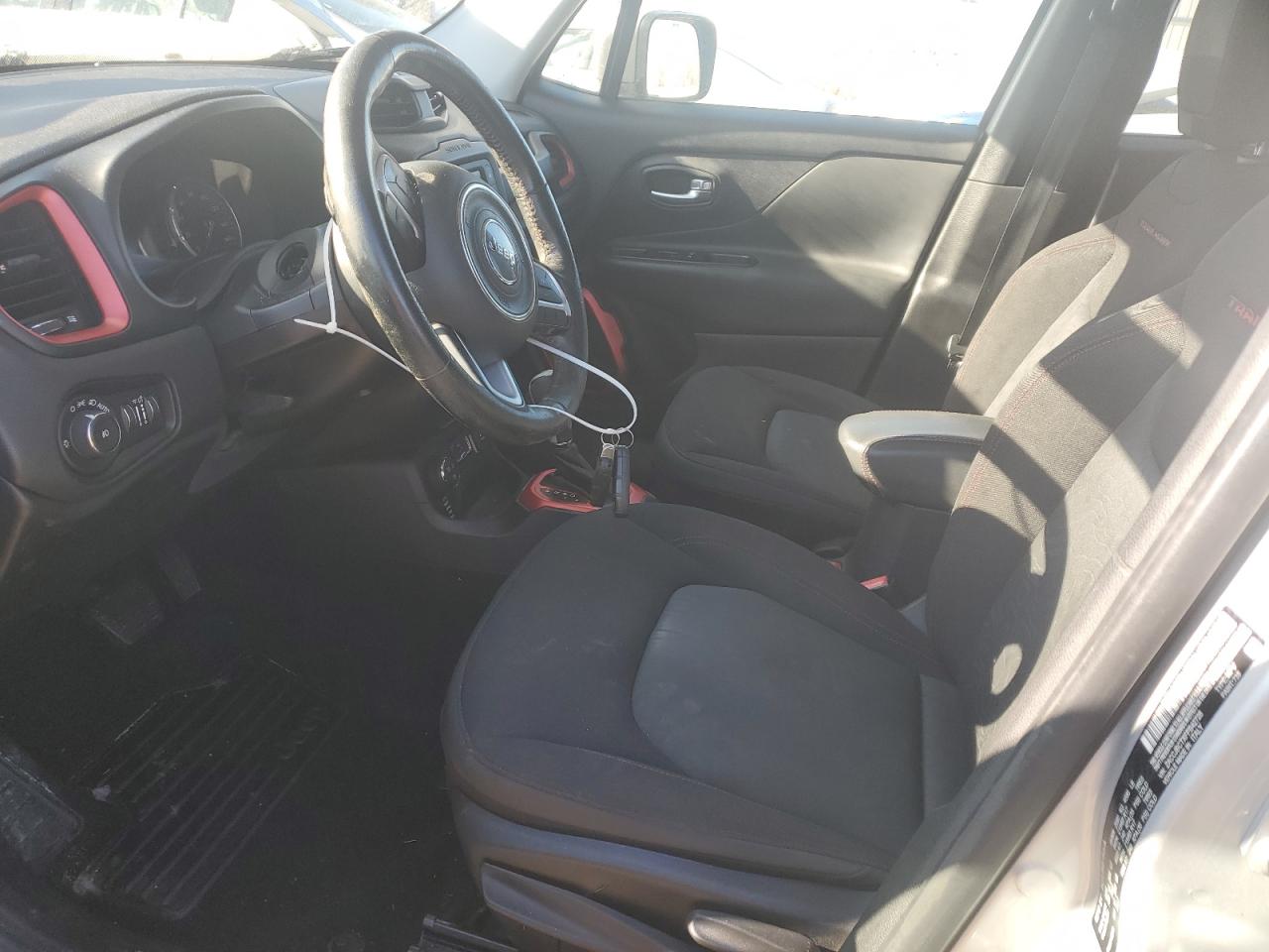 2015 Jeep Renegade - Image 7