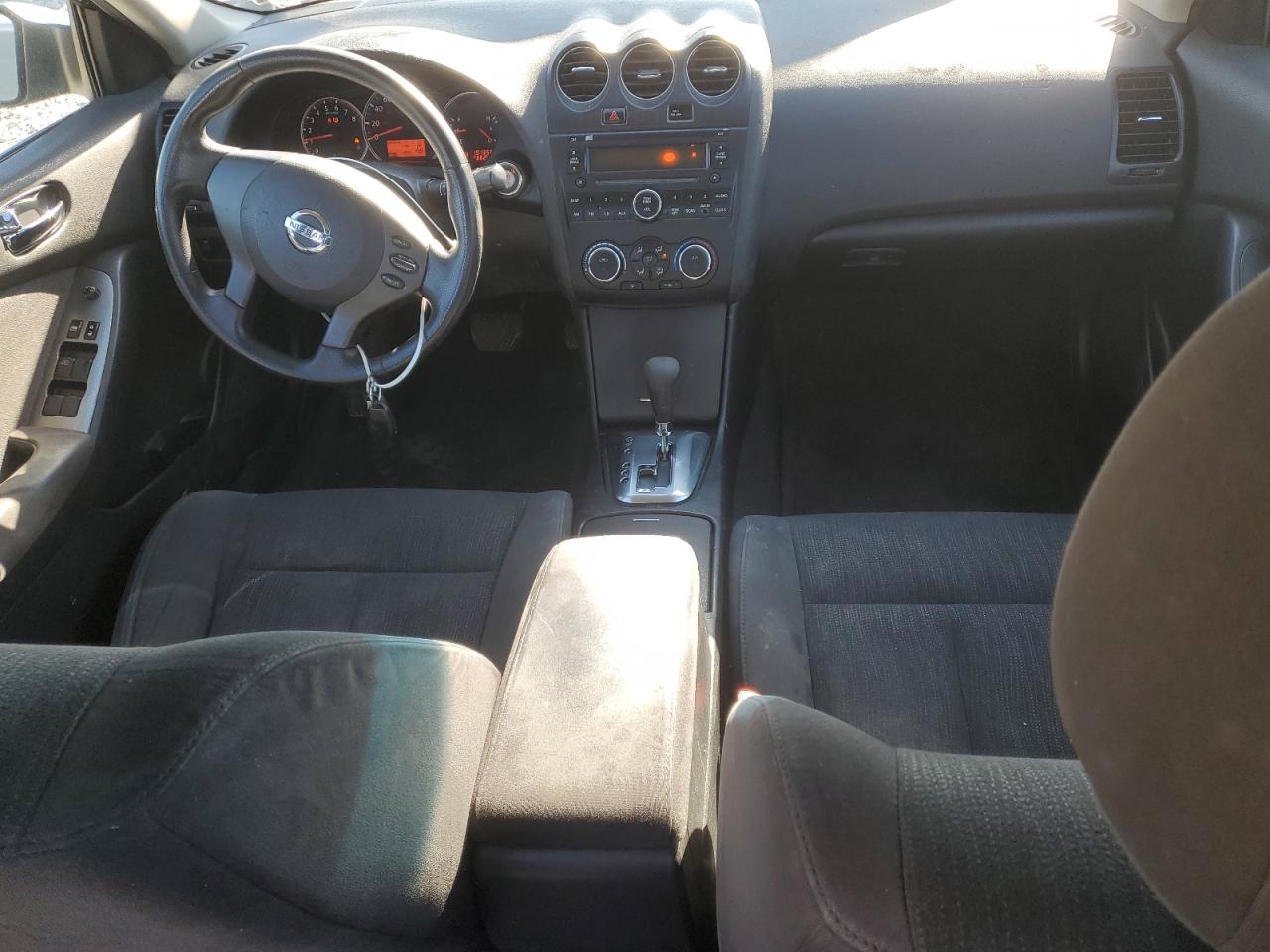 2012 Nissan Altima - Image 8