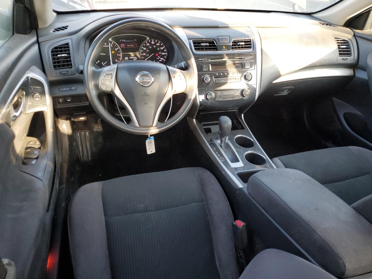 2014 Nissan Altima - Image 8