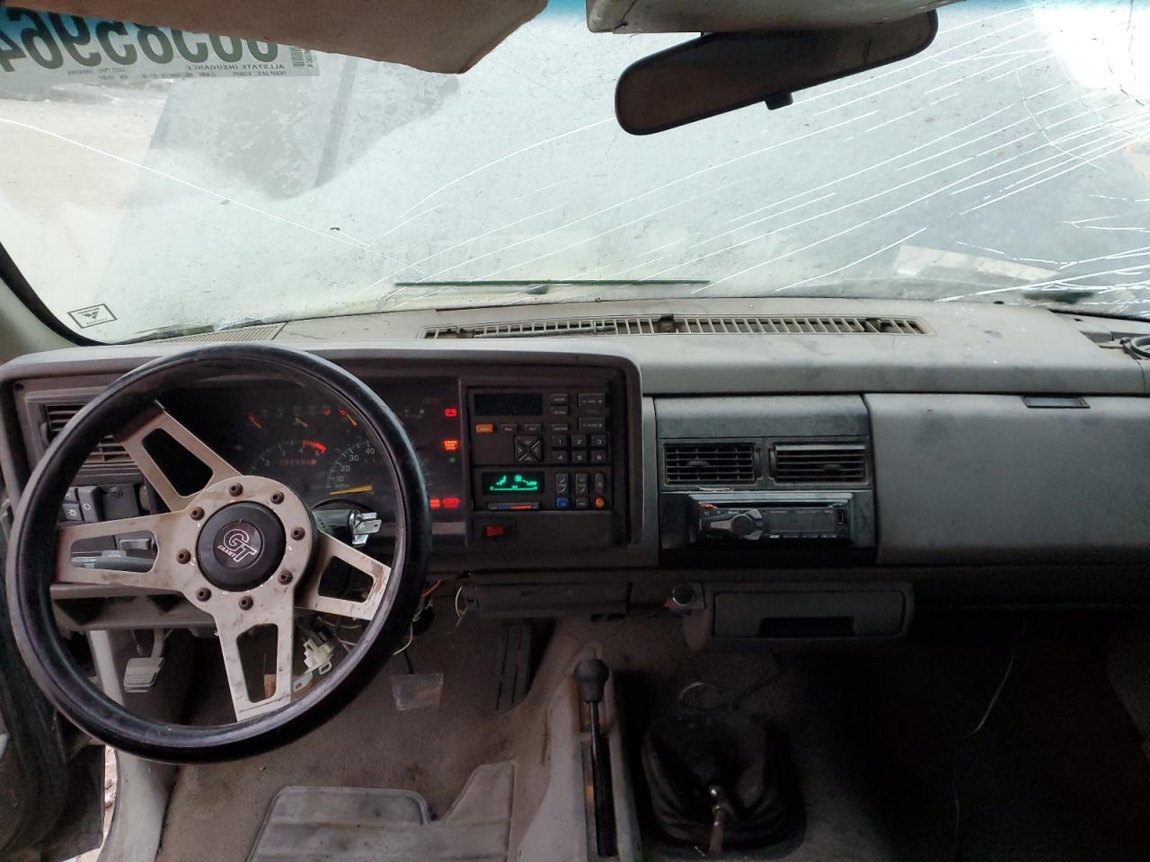 1994 Chevrolet GMT-400 - Image 8