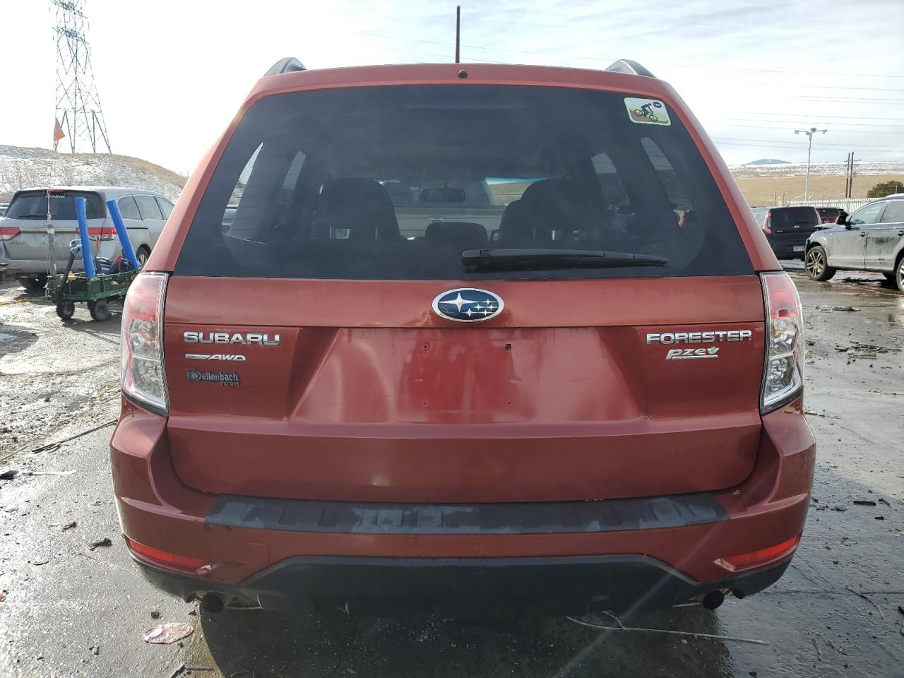 2010 Subaru Forester - Image 6