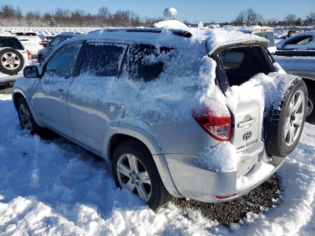 2006 Toyota RAV 4 - Image 2