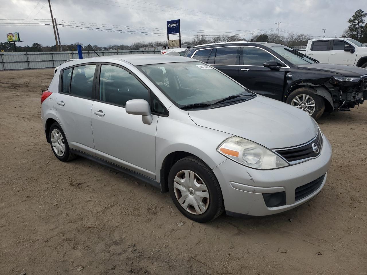 2011 Nissan Versa - Image 4