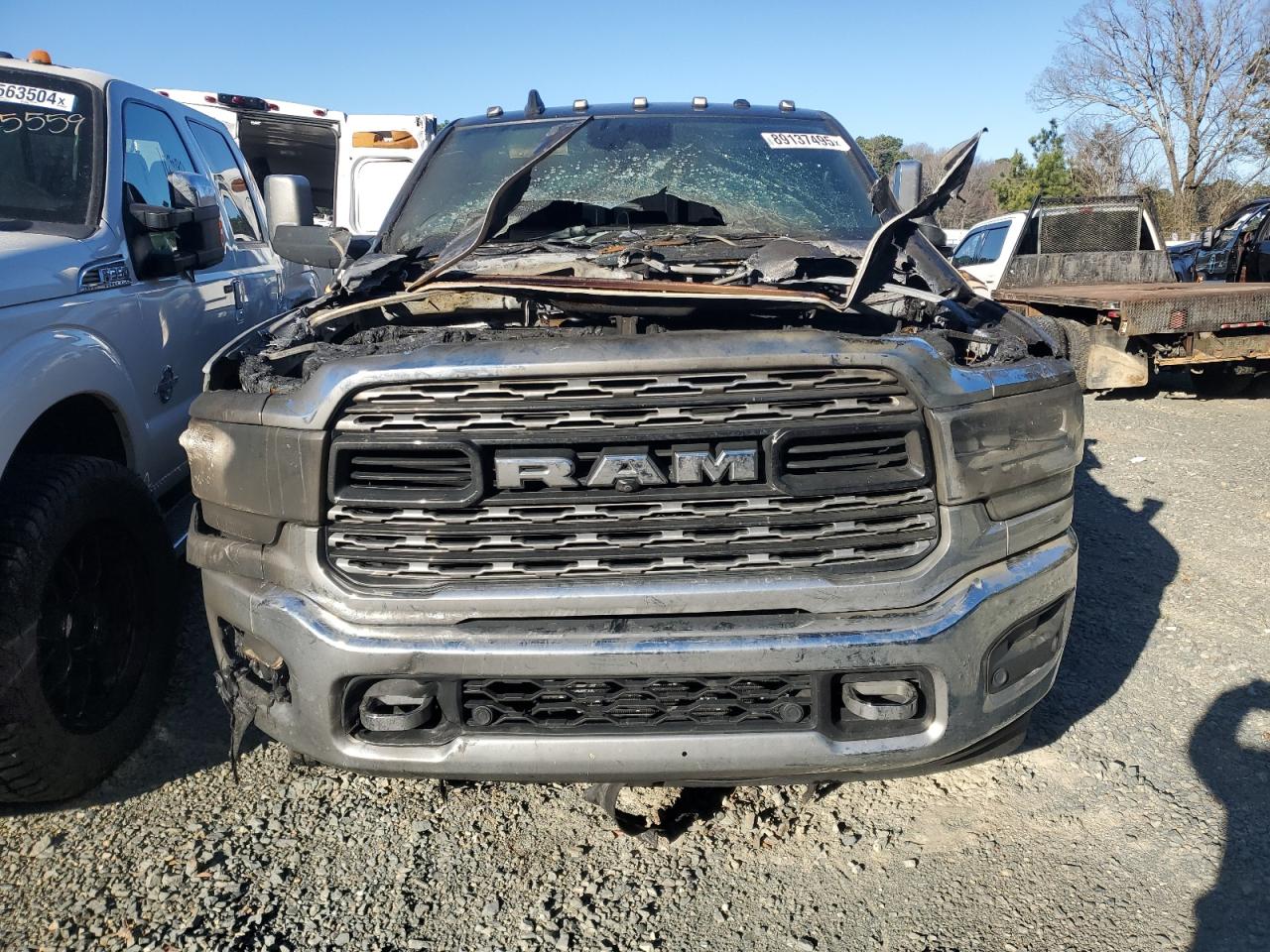 2022 RAM 3500 - Image 5