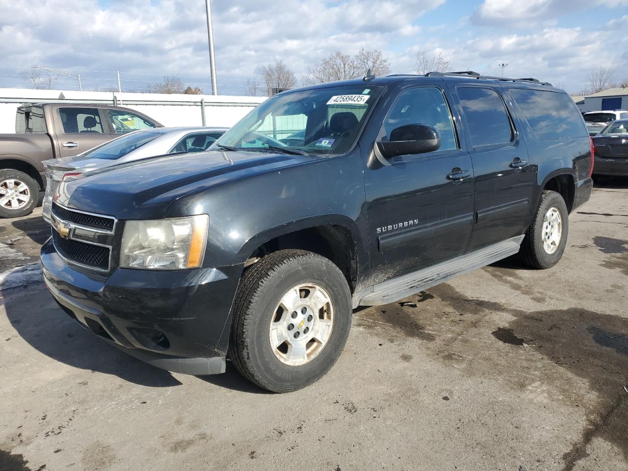 2011 Chevrolet Suburban - Image 1