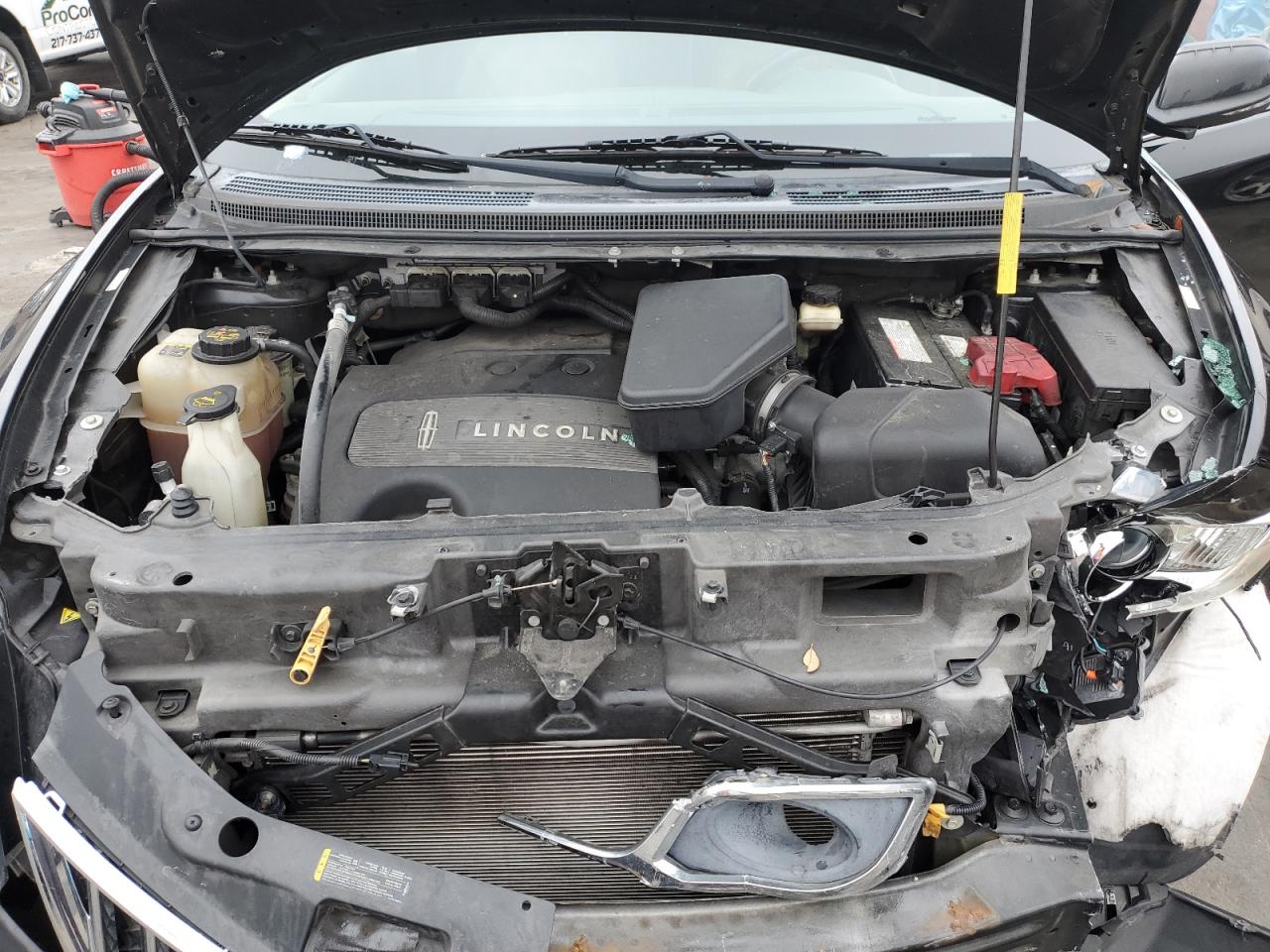 2014 Lincoln MKX - Image 12
