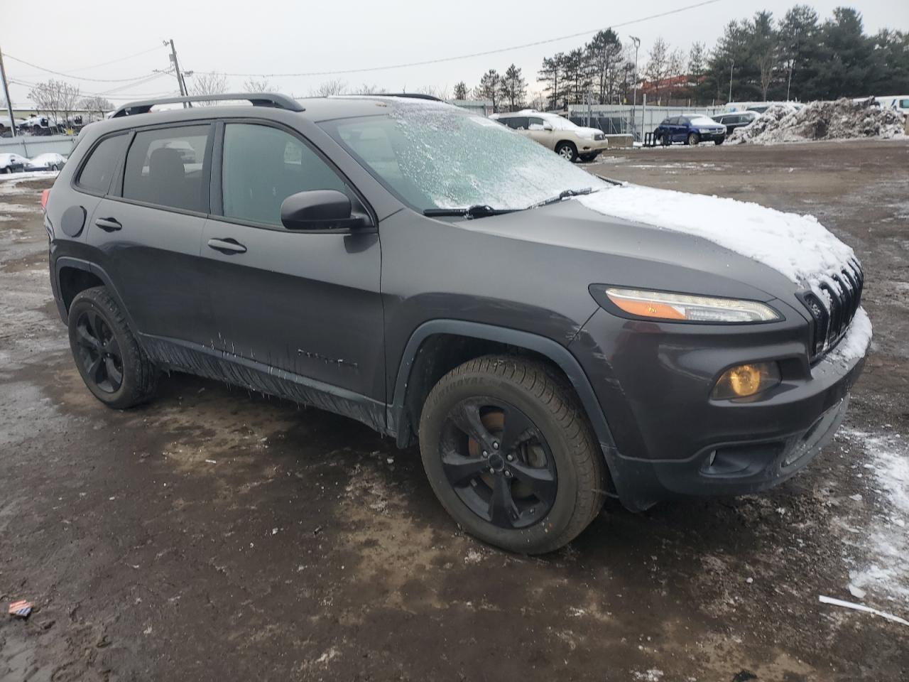 2016 Jeep Grand Cherokee - Image 4