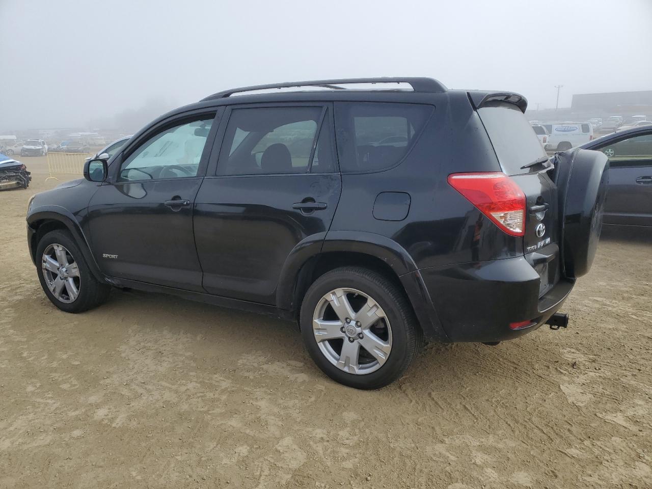2007 Toyota RAV 4 - Image 2