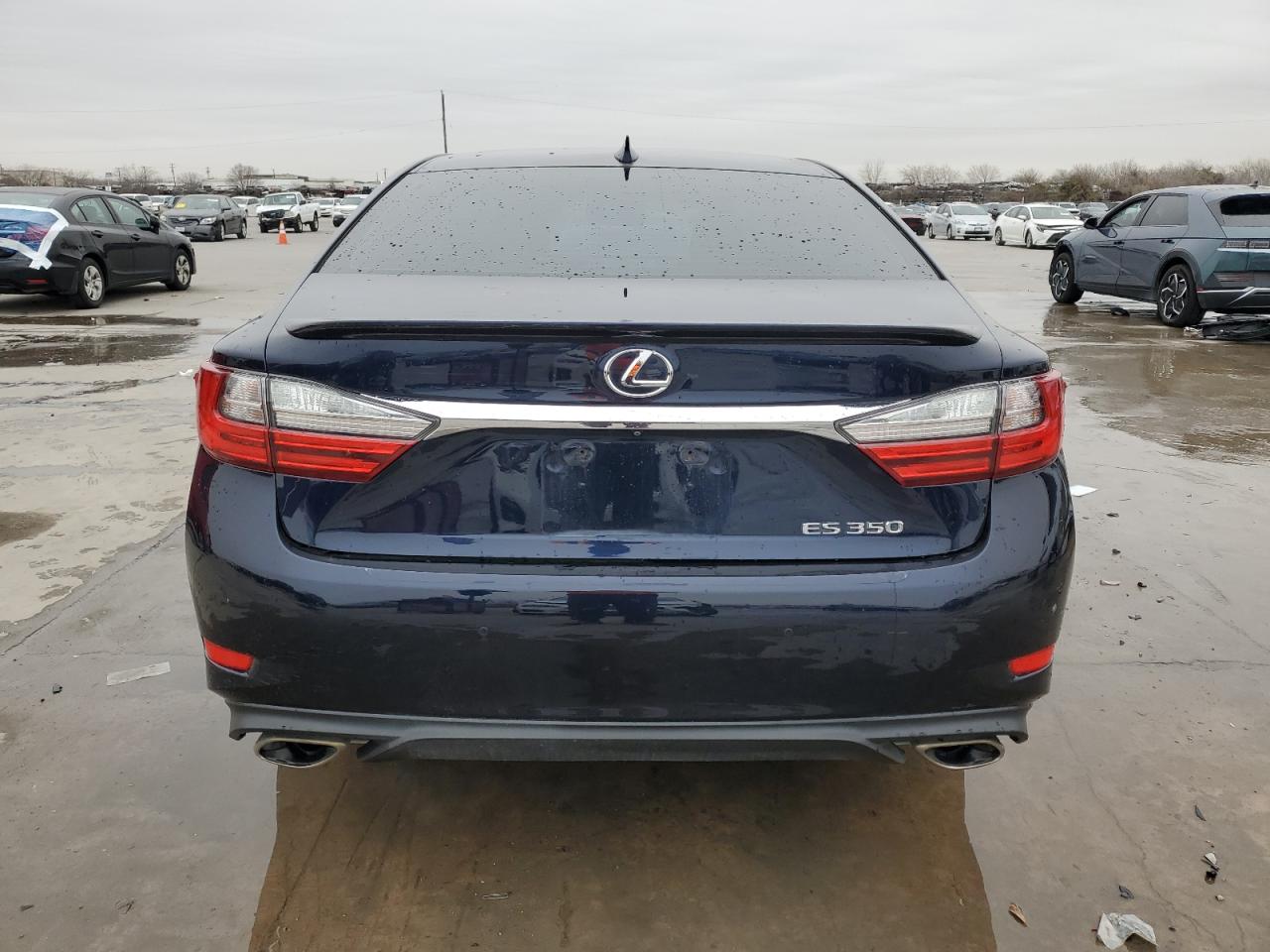 2018 Lexus ES - Image 6