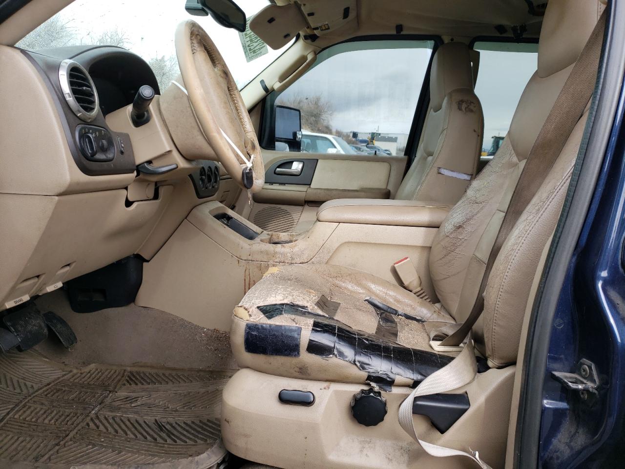 2003 Ford Expedition - Image 7