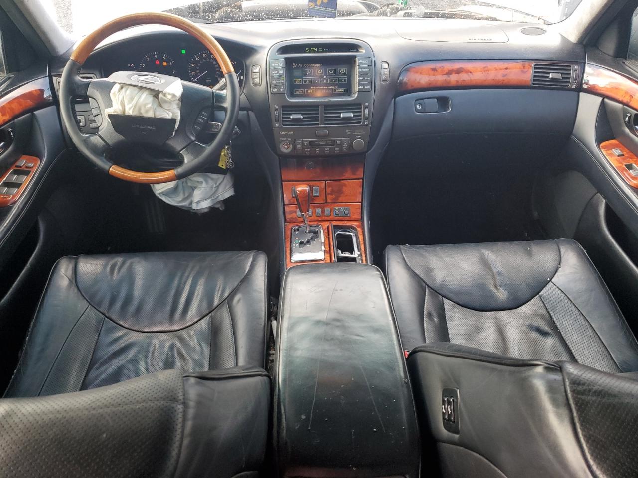 2005 Lexus LS - Image 8
