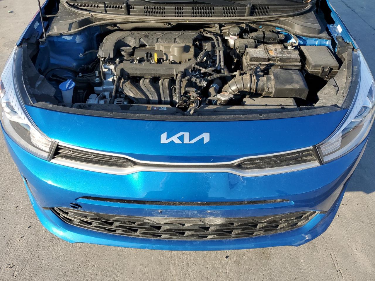 2023 Kia Rio - Image 11