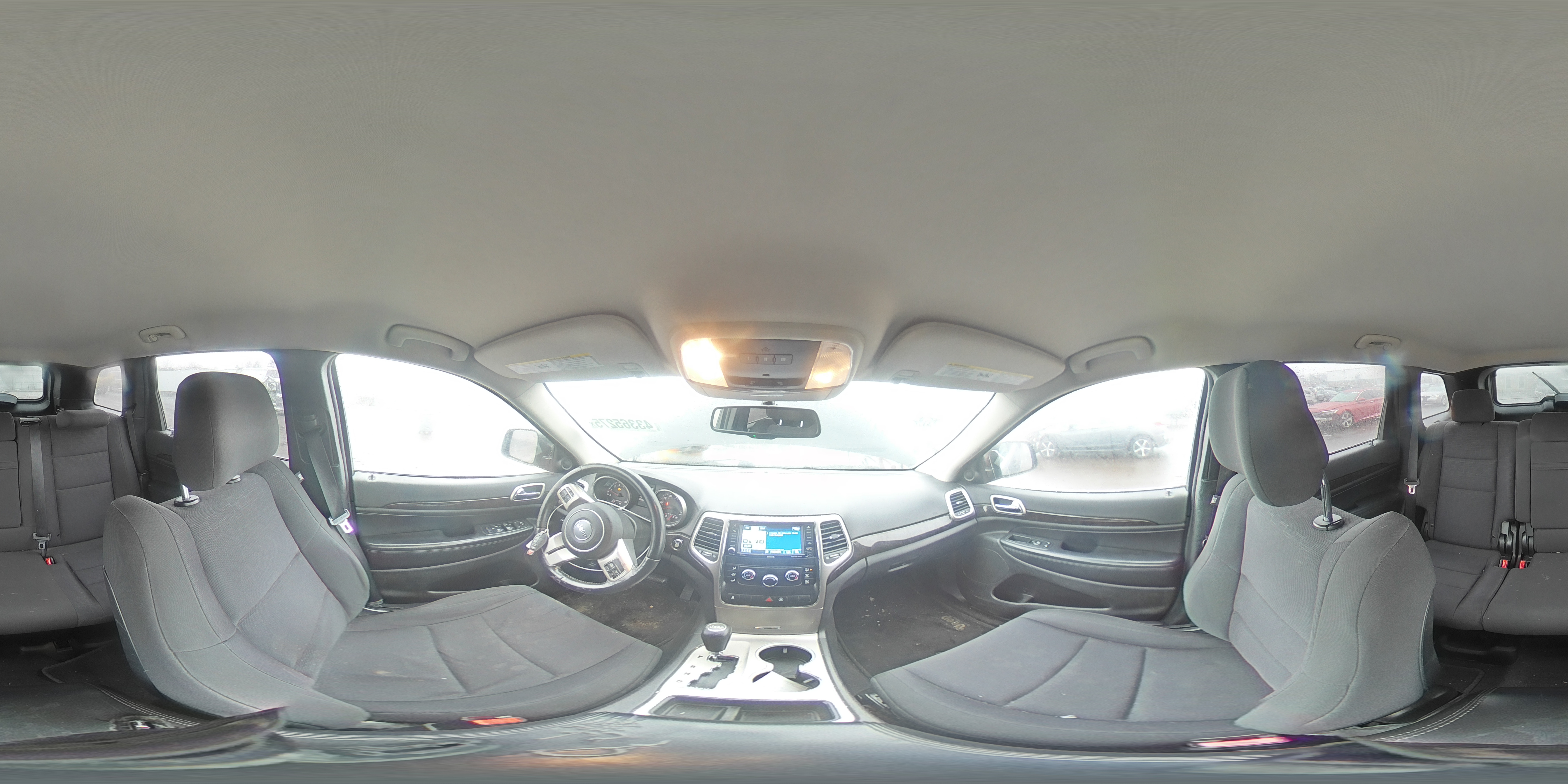 2012 Jeep Grand Cherokee - Image 12