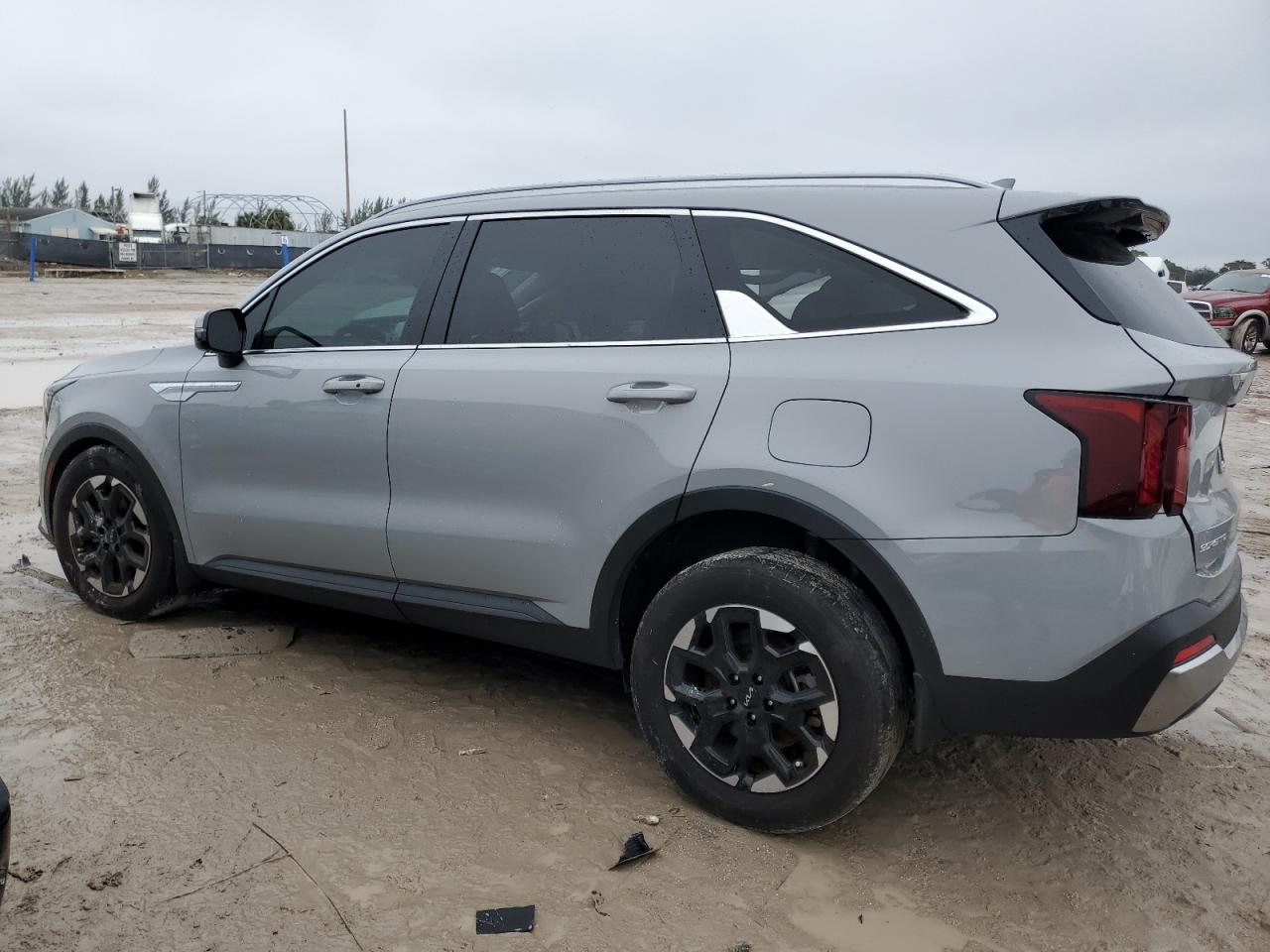2024 Kia Sorento - Image 2
