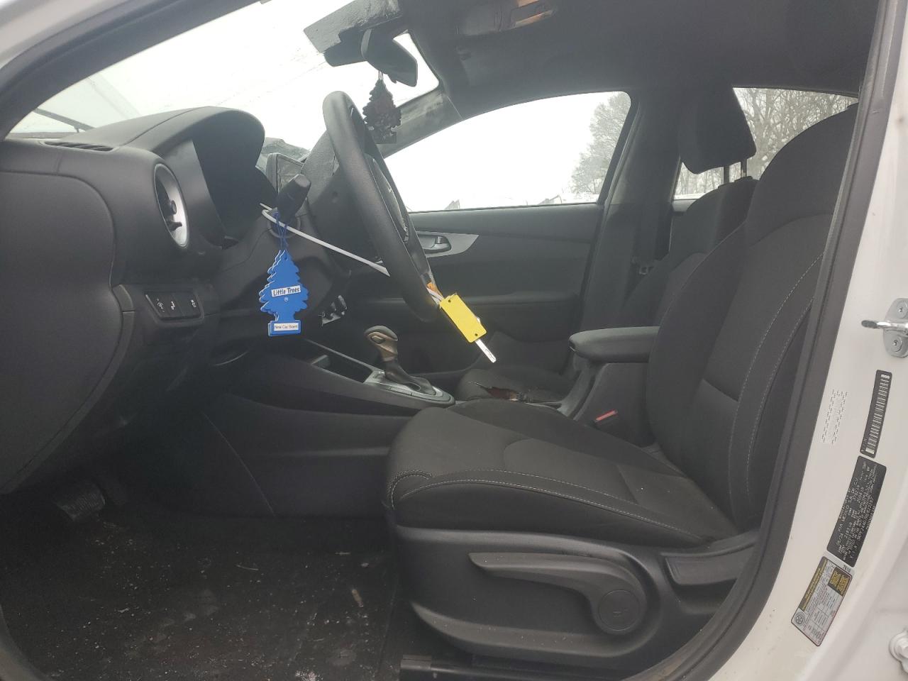 2024 Kia Forte - Image 7