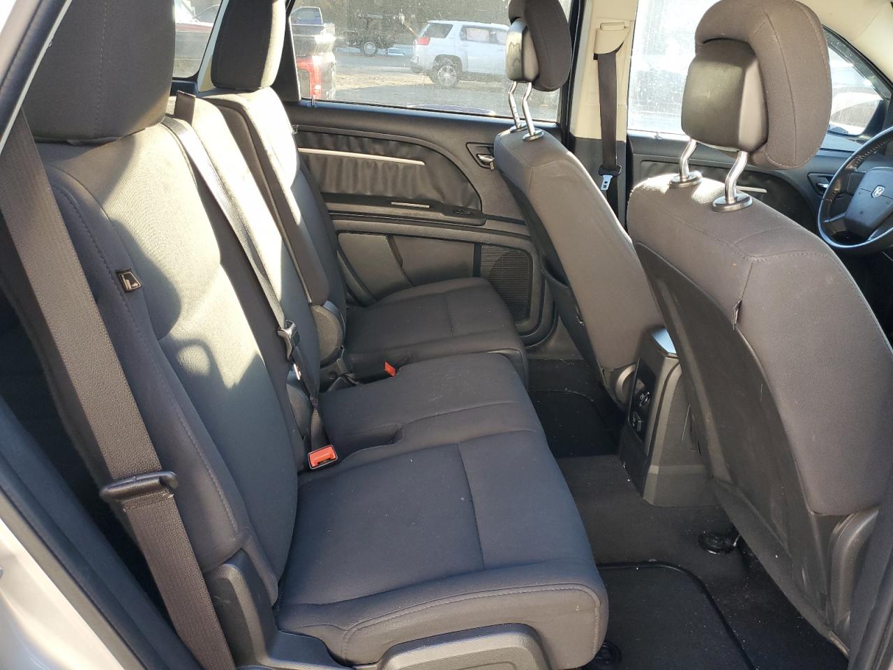 2010 Dodge Journey - Image 10