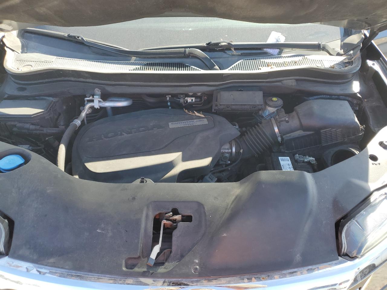 2017 Honda Pilot - Image 12