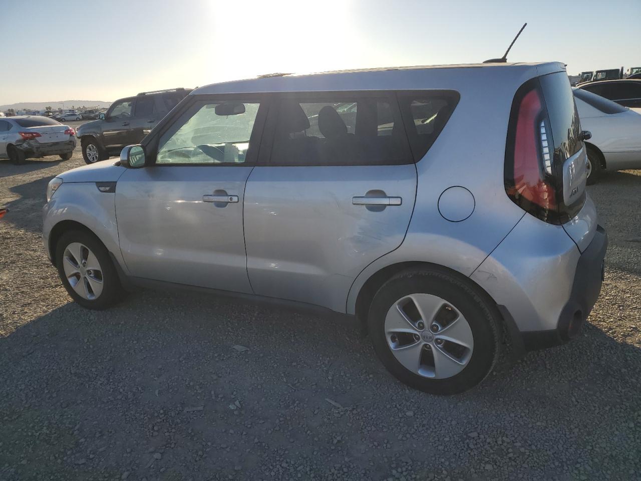 VIN KNDJN2A23E7731876 2014 KIA SOUL no.2