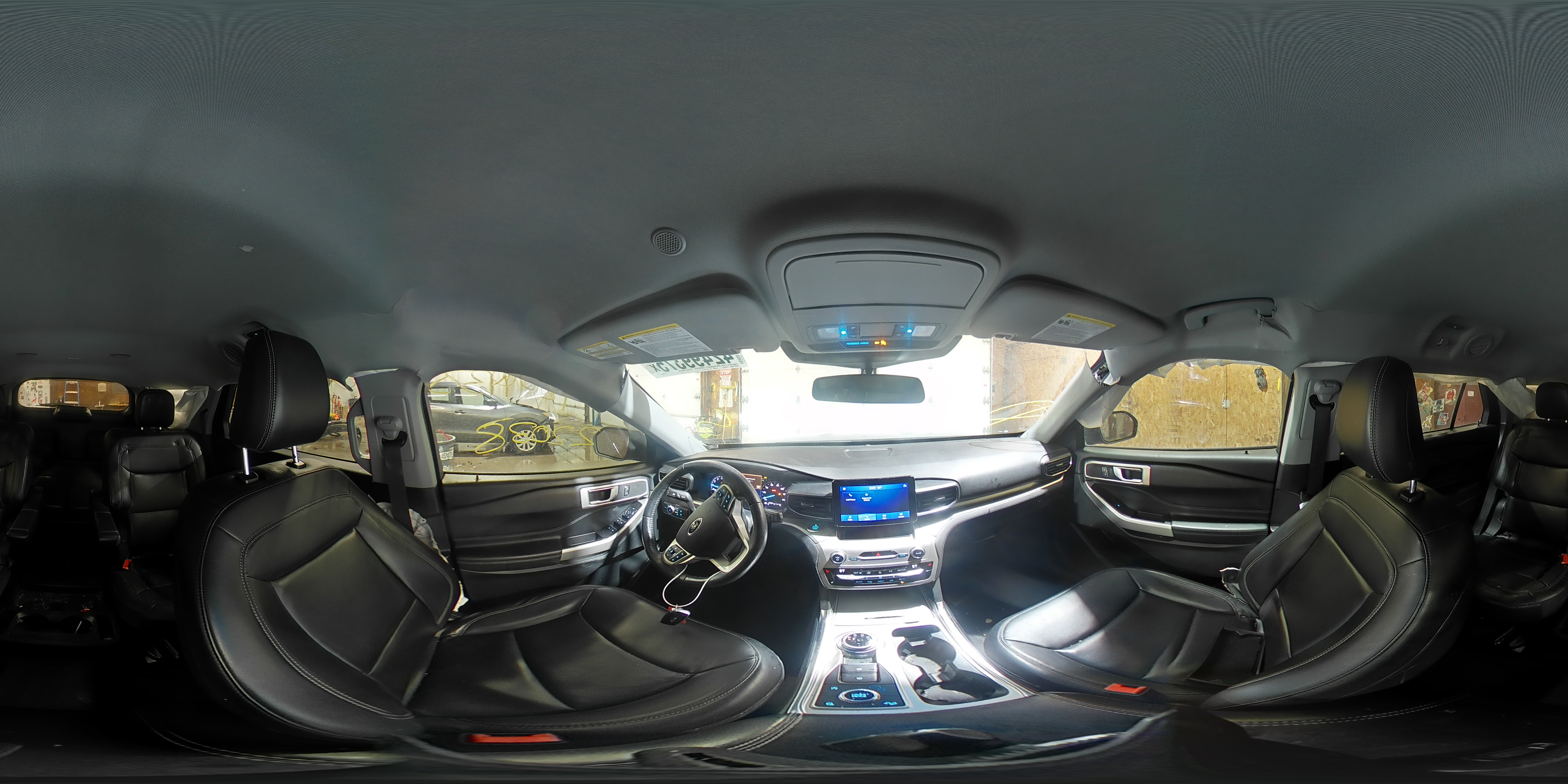 2021 Ford Explorer - Image 13