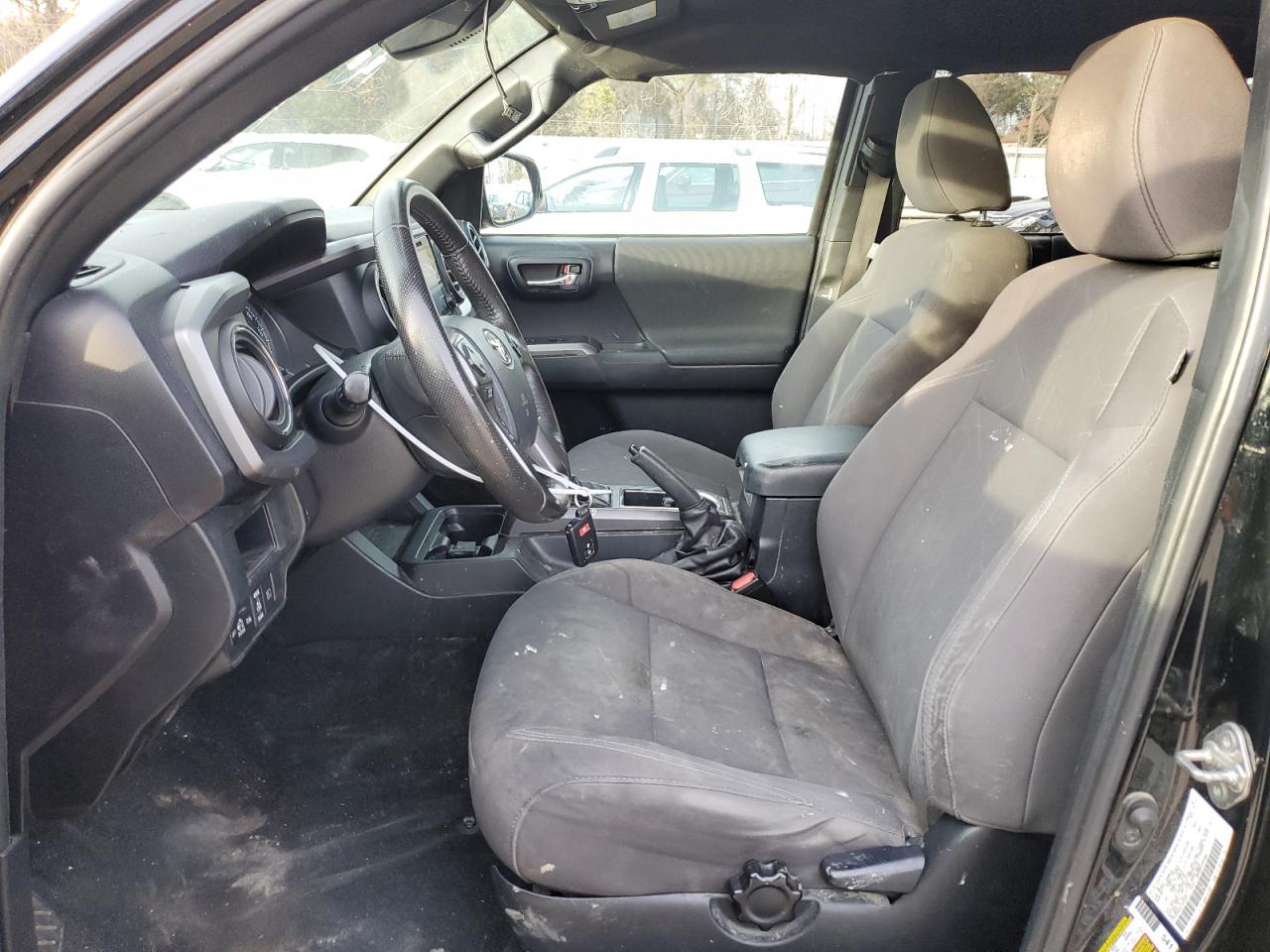 2019 Toyota Tacoma - Image 7