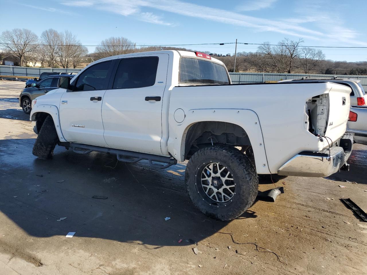 2017 Toyota Tundra - Image 2