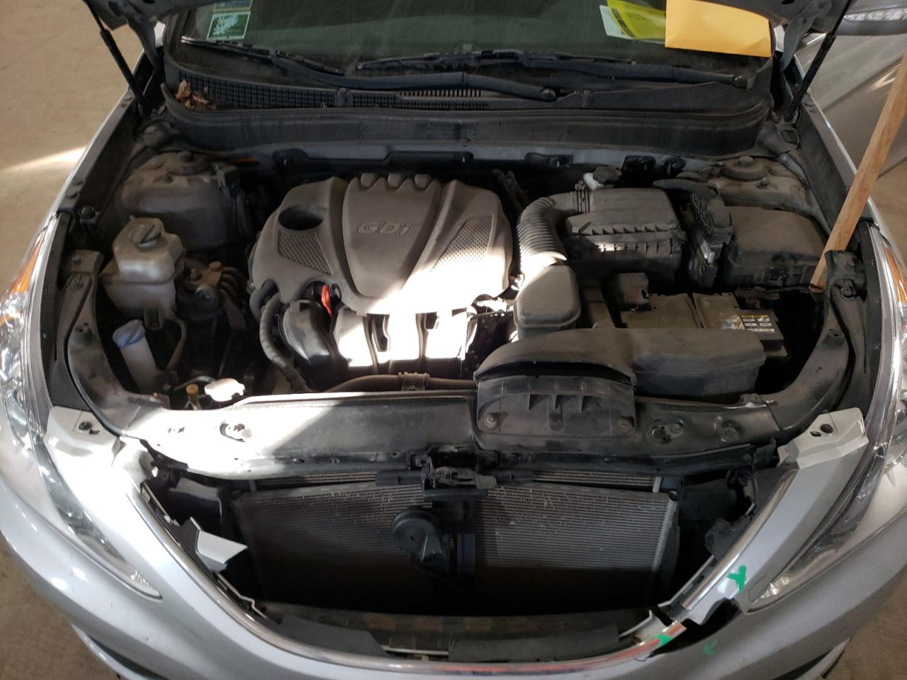 2014 Hyundai Sonata - Image 11
