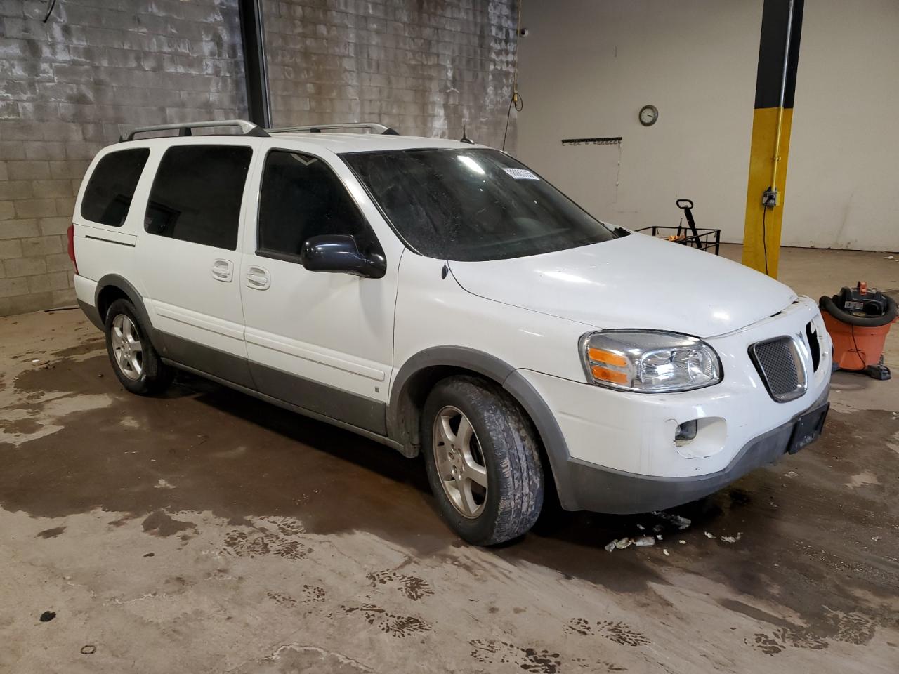 2006 Pontiac Montana - Image 4