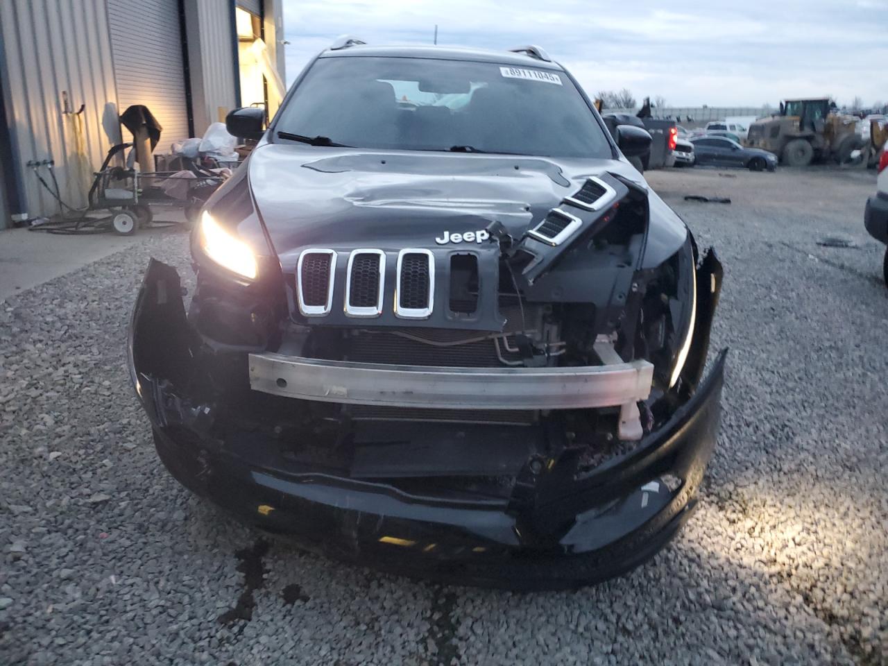 2018 Jeep Grand Cherokee - Image 5