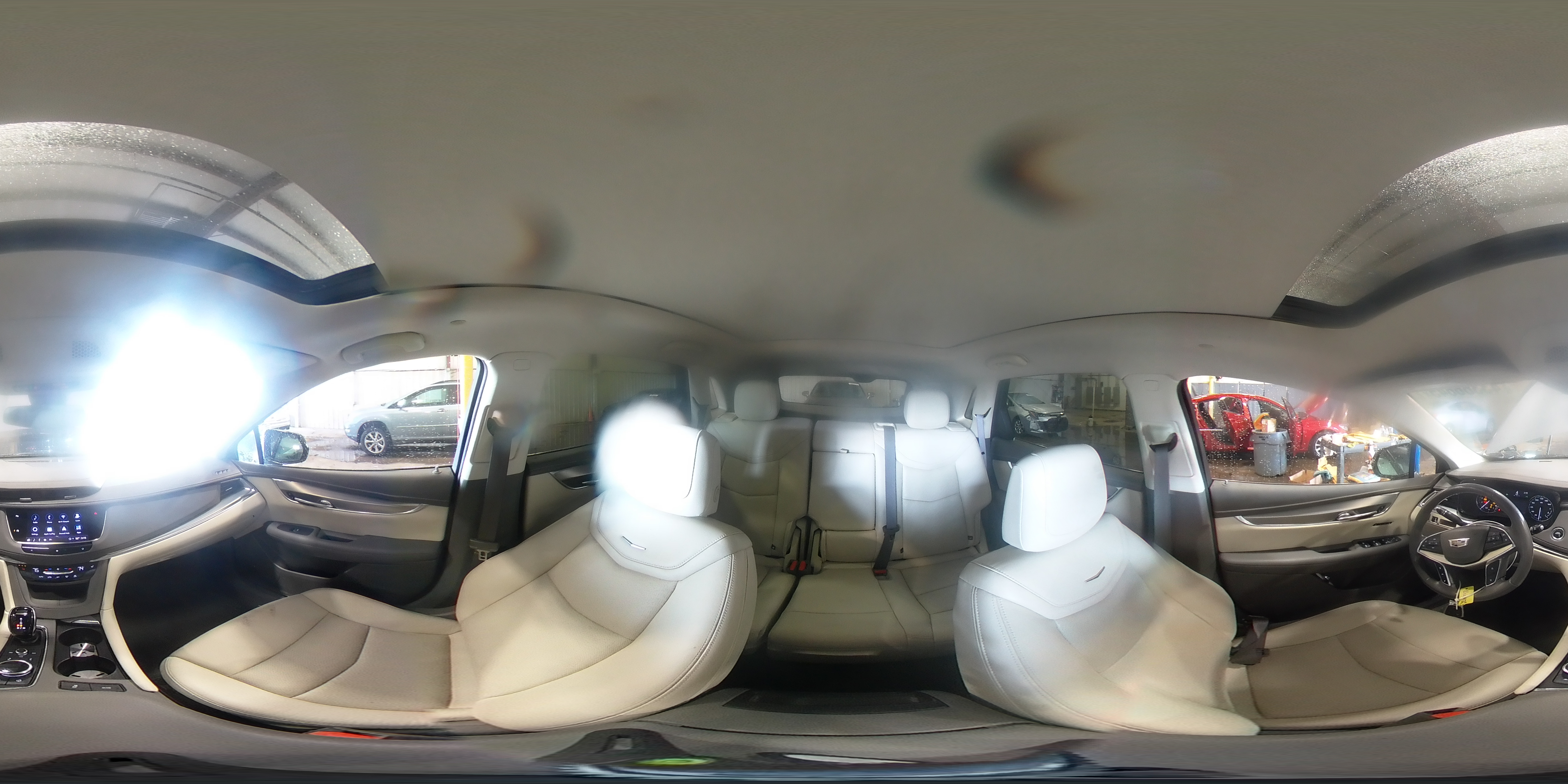 2021 Cadillac XT5 - Image 16