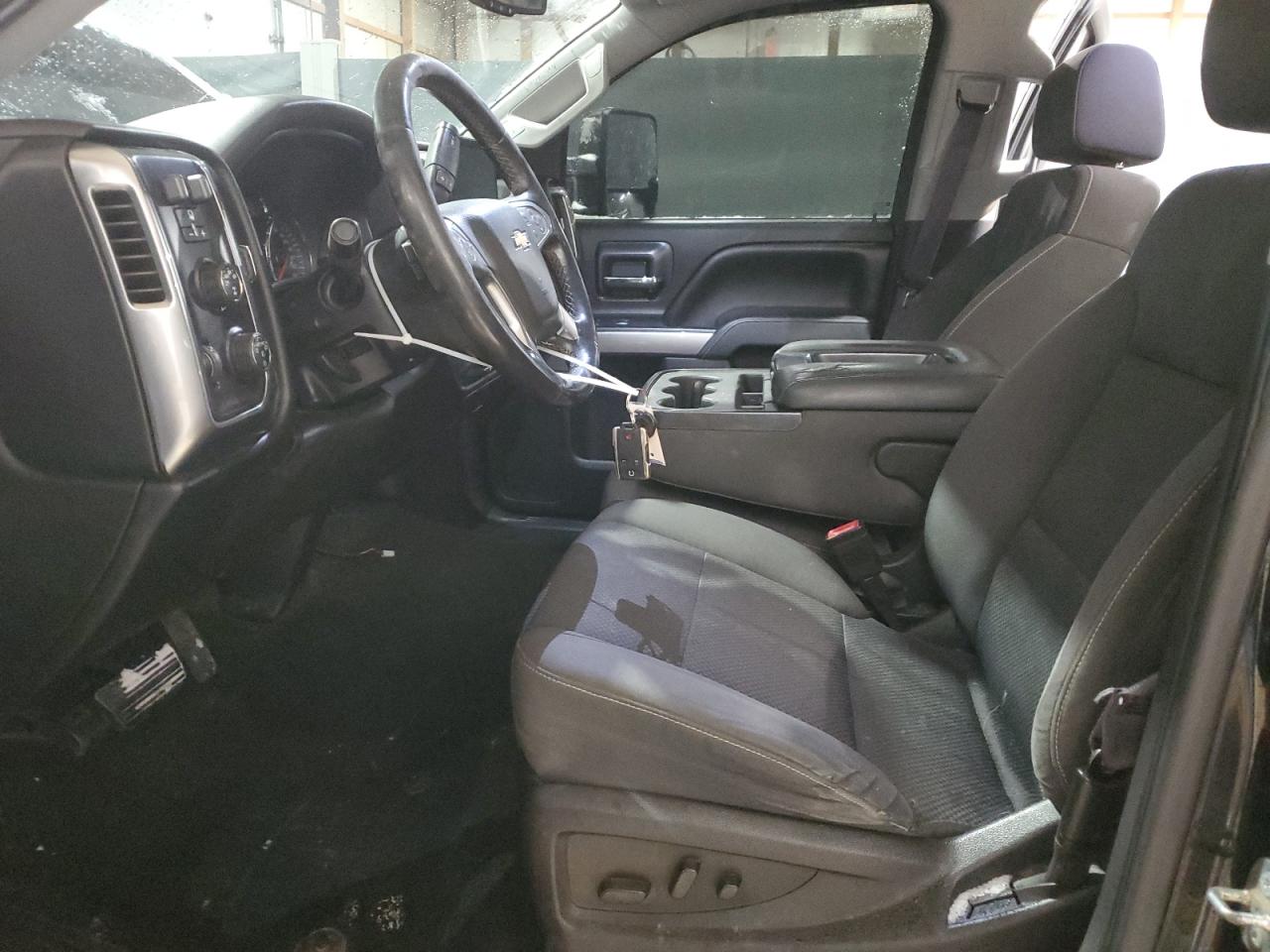 2015 Chevrolet Silverado - Image 7