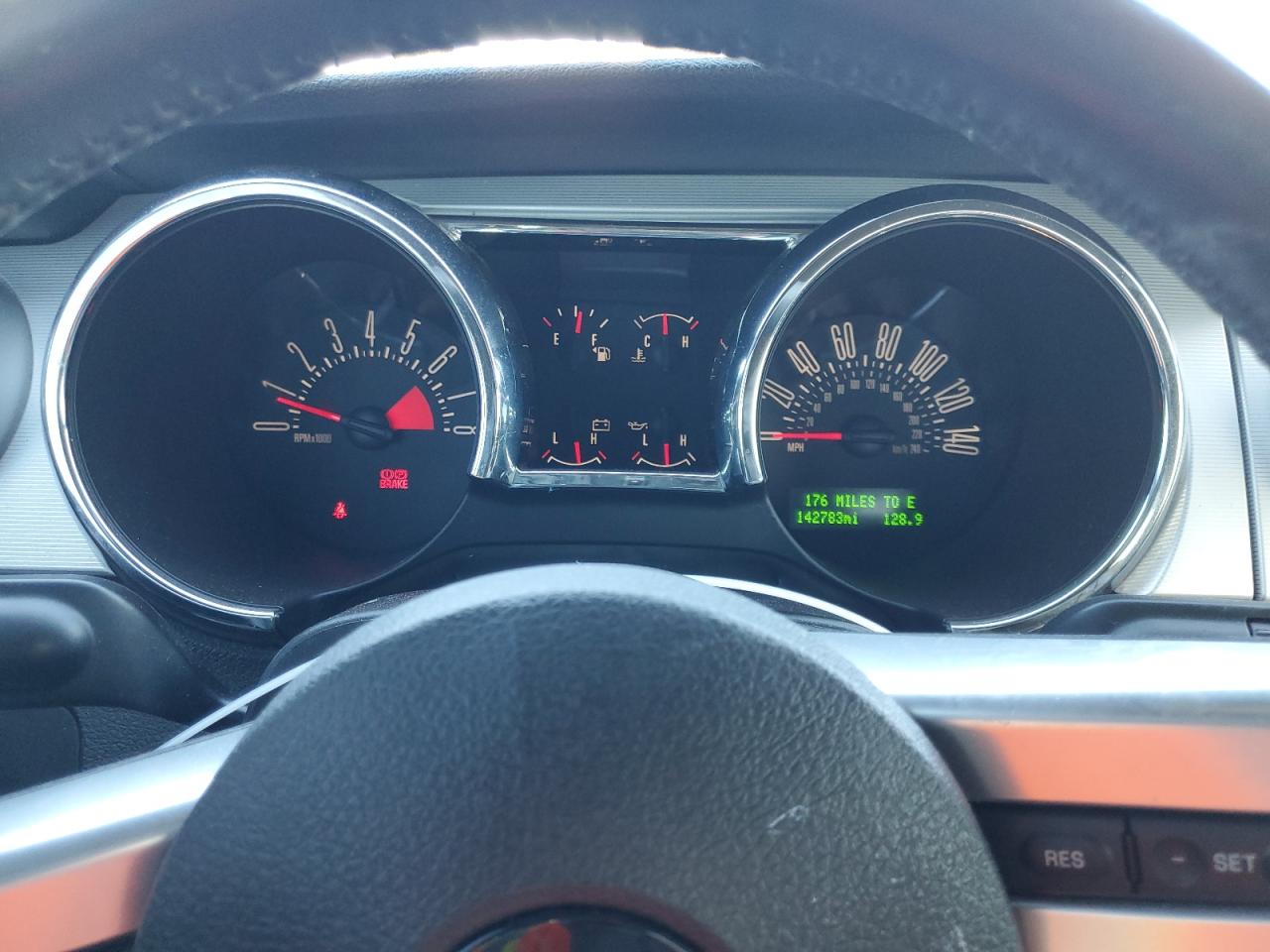 2007 Ford Mustang - Image 9