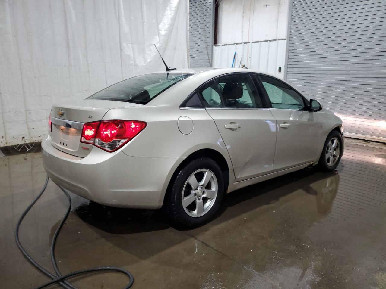 2014 Chevrolet Cruze - Image 3