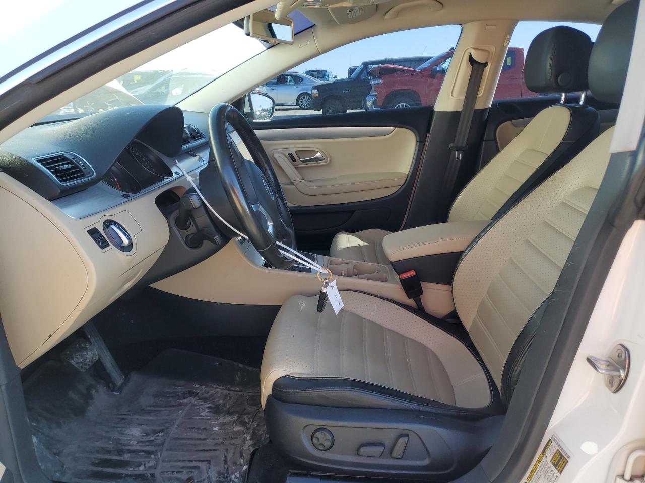 2013 Volkswagen Passat CC - Image 7