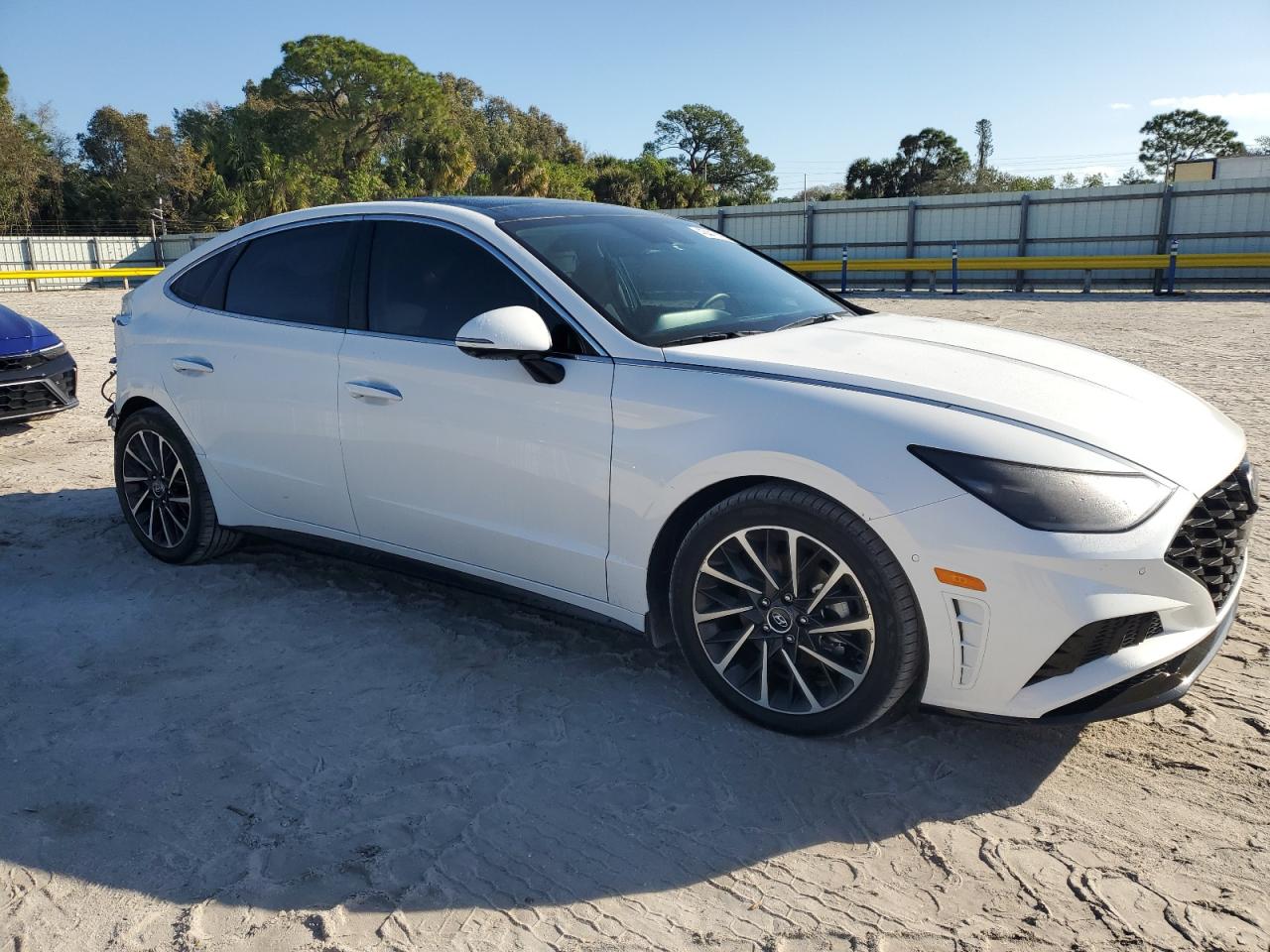 2022 Hyundai Sonata - Image 4