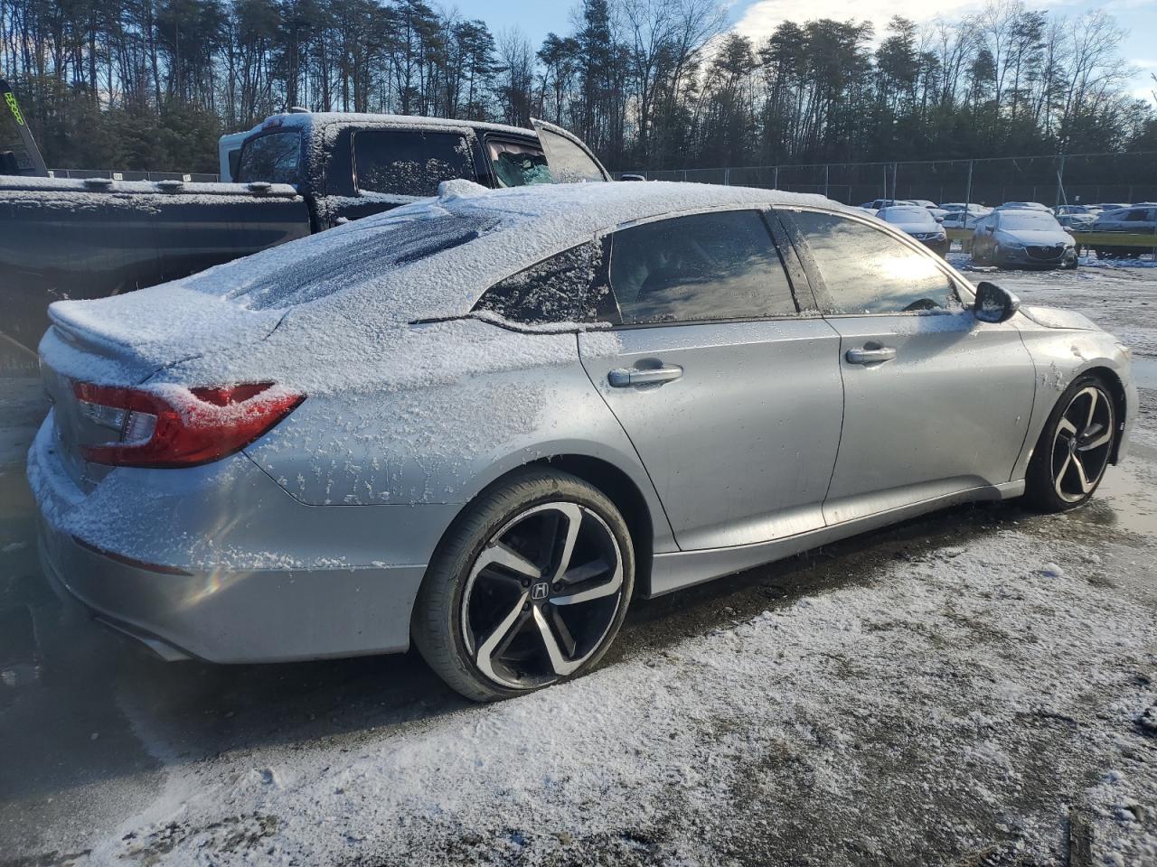 2020 Honda Accord - Image 3
