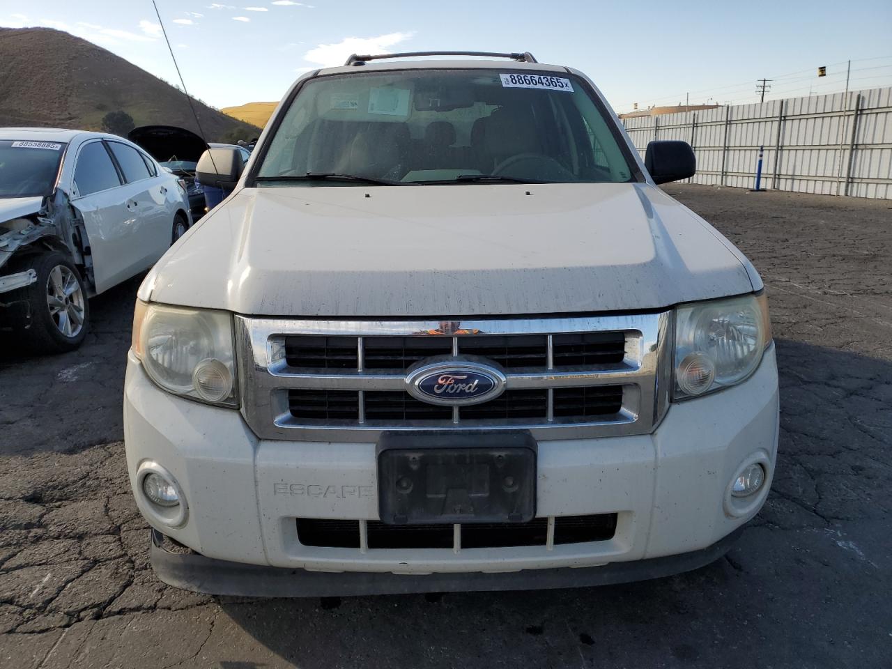 2010 Ford Escape - Image 5